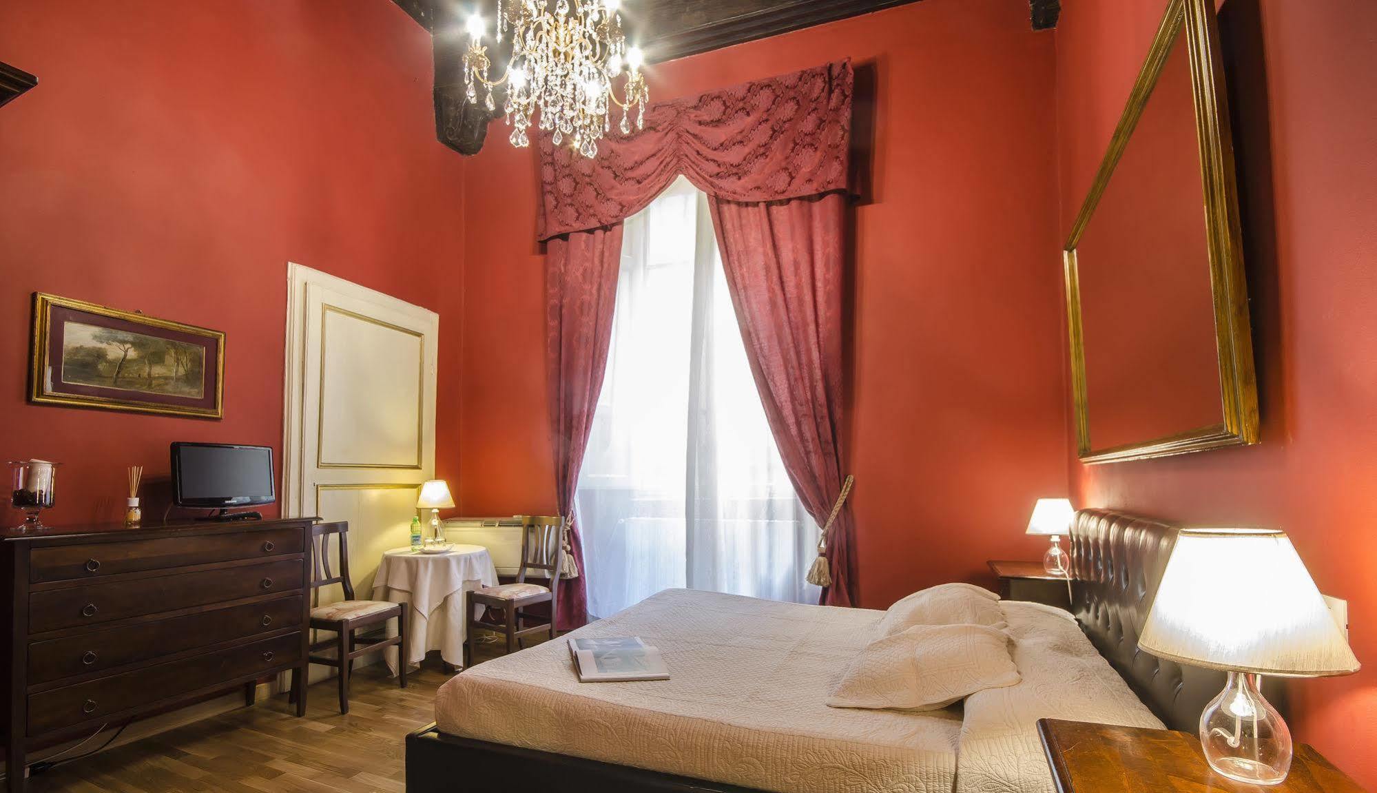 Bed and Breakfast La Boheme Лукка Экстерьер фото